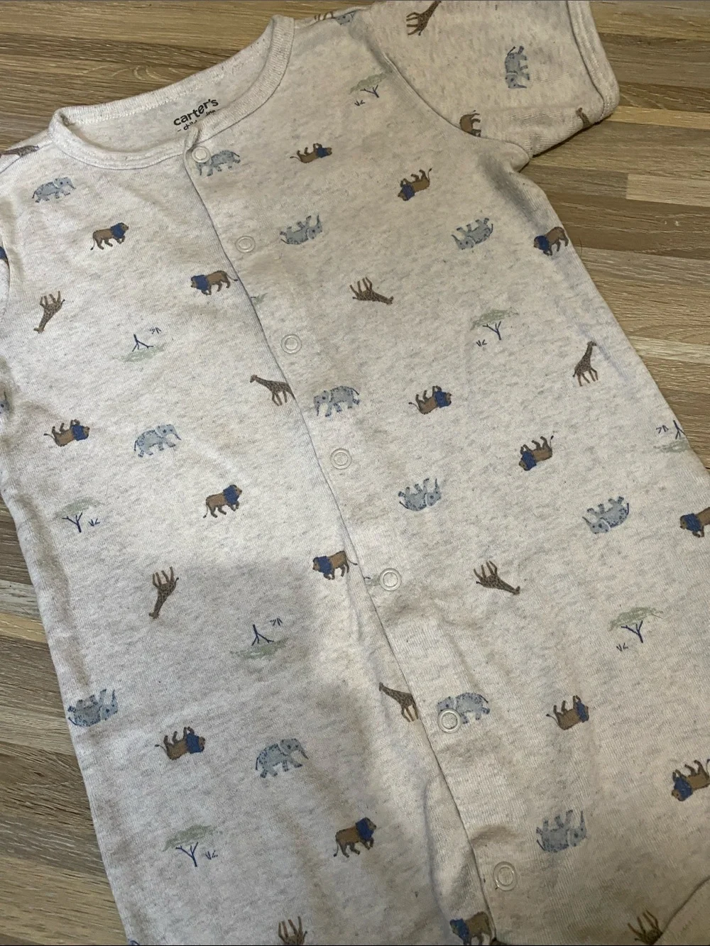 CARTER’s Romper size baby boy 24 months